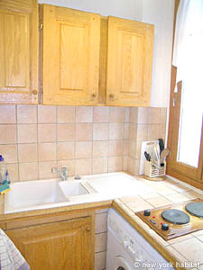 Paris Studio accommodation - kitchen (PA-787) photo 2 of 4