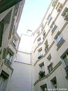 Paris Studio accommodation - living room (PA-787) photo 5 of 5