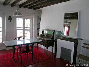 Paris Studiowohnung ferienwohnung - wohnzimmer (PA-790) photo 2 von 7