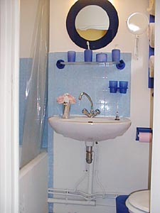 Paris 2 Zimmer wohnungsvermietung - badezimmer (PA-799) photo 1 von 3