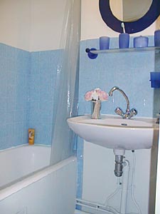 Paris 2 Zimmer wohnungsvermietung - badezimmer (PA-799) photo 2 von 3