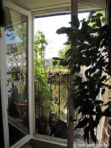 Paris 2 Zimmer ferienwohnung - wohnzimmer (PA-841) photo 8 von 12