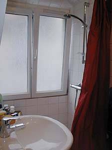 Paris Studiowohnung wohnungsvermietung badezimmer photo 9