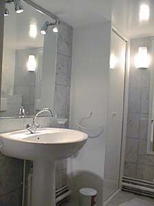 Paris 2 Zimmer - Duplex wohnungsvermietung - badezimmer 1 (PA-894) photo 2 von 4