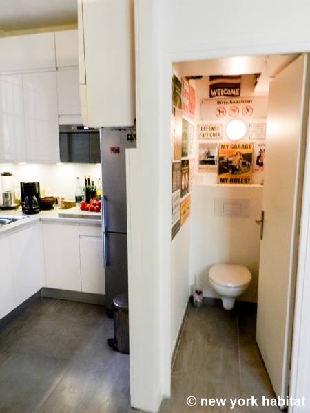 Paris 3 Bedroom - Duplex accommodation - bedroom 2 (PA-927) photo 4 of 6