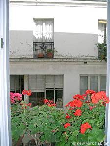 Paris 3 Bedroom - Duplex accommodation - bedroom 2 (PA-927) photo 6 of 6