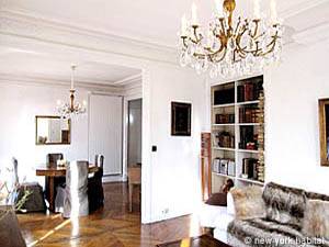Paris 2 Bedroom apartment - living room (PA-977) photo 4 of 7