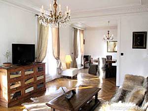 Paris 2 Bedroom apartment - living room (PA-977) photo 3 of 7