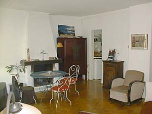 Paris 1 Bedroom accommodation - living room (PA-990) photo 1 of 9