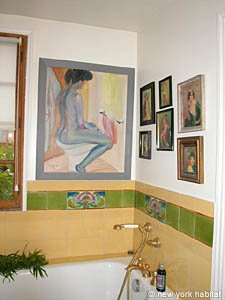 Paris T3 - Triplex appartements location vacances - salle d'eau 1 (PA-1011) photo 1 de 1