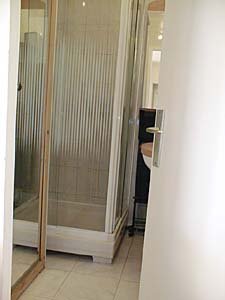 Paris Studio mit Alkoven ferienwohnung - badezimmer (PA-1050) photo 2 von 3