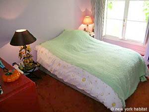 Paris 1 Bedroom - Duplex accommodation - bedroom 1 (PA-1075) photo 1 of 6