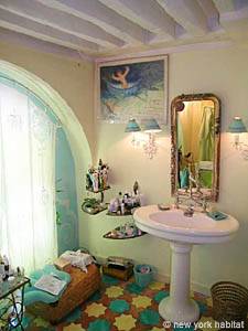 Paris 1 Bedroom - Duplex accommodation - bathroom 1 (PA-1075) photo 2 of 5