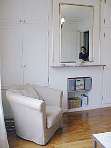 Paris 1 Bedroom apartment - living room (PA-1105) photo 3 of 6