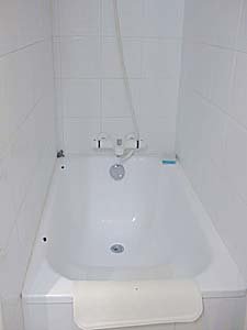 Paris 1 Bedroom apartment - bathroom (PA-1105) photo 1 of 4