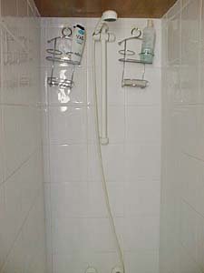 Paris 1 Bedroom apartment - bathroom (PA-1105) photo 2 of 4