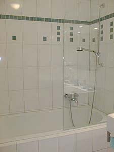 Paris 3 Zimmer wohnungsvermietung - badezimmer 1 (PA-1125) photo 2 von 3