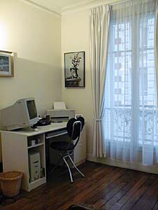 Paris 2 Bedroom apartment - bedroom 2 (PA-1131) photo 3 of 3