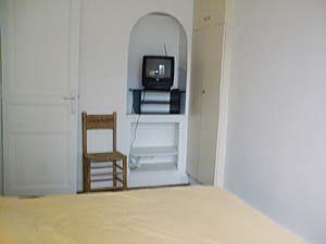 Paris 2 Zimmer wohnungsvermietung - schlafzimmer (PA-1144) photo 2 von 3