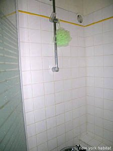 Paris 3 Bedroom accommodation - bathroom 1 (PA-1153) photo 3 of 3