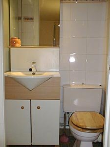 Paris T2 appartements location vacances - salle d'eau (PA-1263) photo 3 de 3