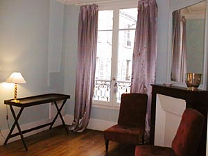 Paris 1 Bedroom apartment - living room (PA-1267) photo 7 of 7