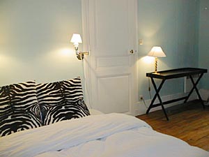 Paris 1 Bedroom apartment - bedroom (PA-1267) photo 2 of 2