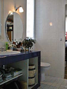 Paris 4 Bedroom - Loft accommodation - bathroom 2 (PA-1281) photo 3 of 3