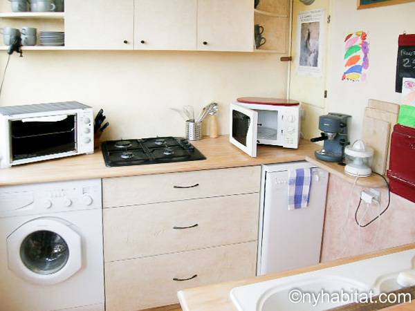 Kitchen - Photo 3 of 4 Kitchen - Photo 3 of 4