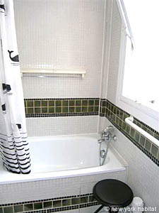 Paris 2 Zimmer ferienwohnung - badezimmer (PA-1309) photo 3 von 3