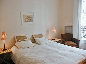 Paris 1 Bedroom apartment - bedroom (PA-1313) photo 5 of 6