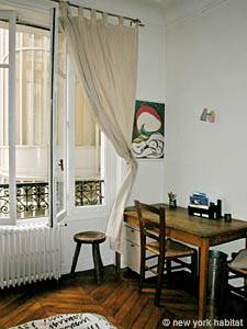 Paris 3 Bedroom accommodation - bedroom 1 (PA-1377) photo 2 of 7