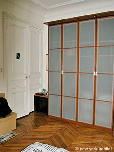Paris 3 Bedroom accommodation - bedroom 1 (PA-1377) photo 6 of 7