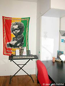 Paris 3 Bedroom accommodation - bedroom 3 (PA-1377) photo 7 of 8