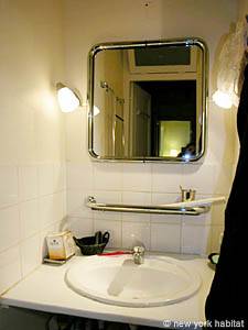 Paris 3 Bedroom accommodation - bathroom 1 (PA-1377) photo 1 of 3