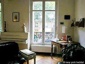 Paris 3 Bedroom accommodation - living room (PA-1377) photo 4 of 14
