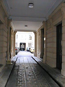 Paris T2 appartements location vacances - autre (PA-1486) photo 2 de 3