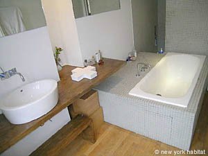 Paris 4 Bedrooms apartment - living room (PA-1501) photo 6 of 7