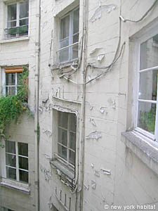 Paris 4 Bedrooms apartment - bedroom 2 (PA-1501) photo 4 of 5