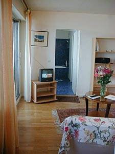Paris Studio accommodation - living room (PA-1509) photo 4 of 8