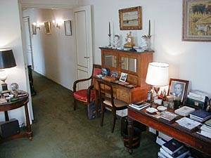 Paris 1 Bedroom accommodation - living room (PA-1582) photo 4 of 7