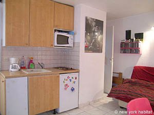 Paris Studio/T1 logements location appartements - s&eacute;jour (PA-1608) photo 3 de 5