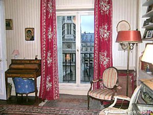 Paris 3 Bedroom apartment - bedroom 2 (PA-1620) photo 2 of 7
