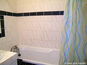 Paris Studio/T1 logements location appartements - s&eacute;jour (PA-1693) photo 8 de 9