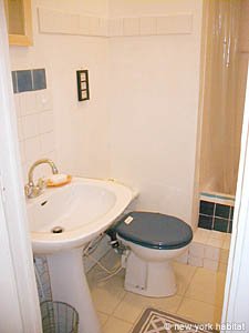 Paris Studio/T1 logements location appartements - salle d'eau (PA-1734) photo 2 de 2