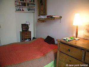 Paris 2 Zimmer ferienwohnung - schlafzimmer (PA-1737) photo 1 von 4