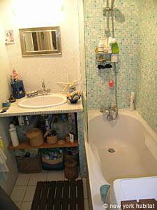 Paris 2 Zimmer ferienwohnung - badezimmer 1 (PA-1737) photo 1 von 4