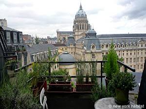 Paris 1 Bedroom - Duplex accommodation - living room (PA-1753) photo 16 of 17 Paris 1 Bedroom - Duplex accommodation - living room (PA-1753) photo 16 of 17