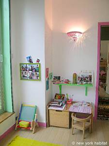 Paris 1 Bedroom - Duplex accommodation - bedroom (PA-1753) photo 4 of 10 Paris 1 Bedroom - Duplex accommodation - bedroom (PA-1753) photo 4 of 10