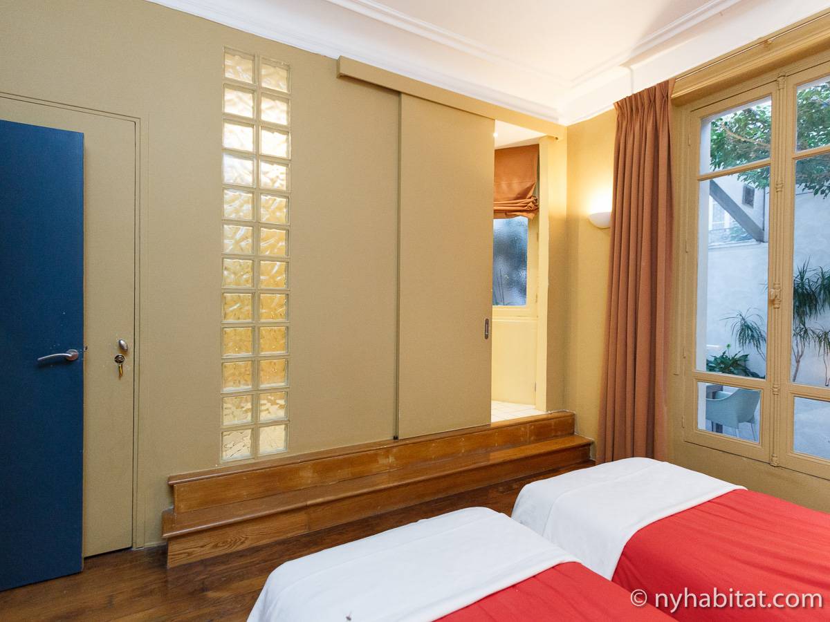 Paris 2 Bedroom apartment - kitchen (PA-1754) photo 1 of 4